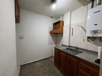 Departamento PH de dos ambientes en Alquiler en Wilde cochera