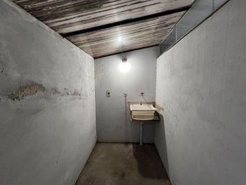 Departamento PH de dos ambientes en Alquiler en Wilde cochera