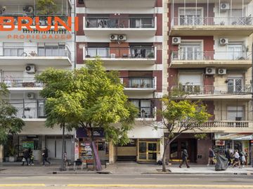 Av. Cabildo al 400 | Colegiales | Departamento Apto Profesional | Venta