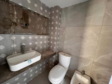 Departamento en venta en  construcción en Saenz Peña, Tres de Febrero.