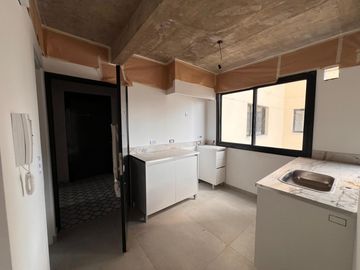 Departamento en venta en  construcción en Saenz Peña, Tres de Febrero.