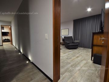 Casa de Lujo con Rinconada del Bosque con Departamento