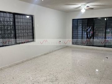Colonial La Silla