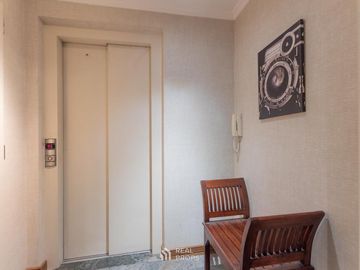 Departamento 3 Ambientes Amoblado con Doble Balcón y Cochera en Alquiler en Río Plaza Puerto Madero