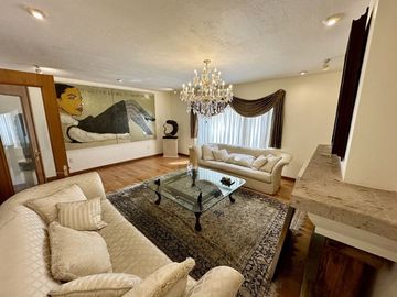 INCREIBLE RESIDENCIA DENTRO DE EXCLUSIVO COTO EN LOMAS DEL VALLE GUADALAJARA
