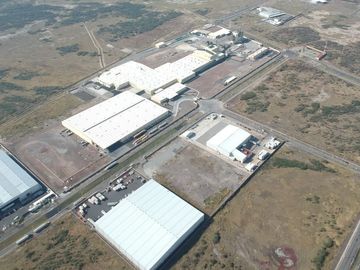 Terreno dentro parque Industrial 10,000m2 Precio $850,00USD