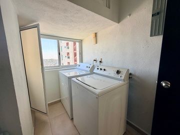 DEPARTAMENTO AMUEBLADO EN RENTA TORRE XO VALLE OTE SAN PEDRO GARZA GARCIA, NL