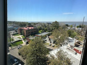 Alquiler Oficina 70Mts2 Totales con cochera en Regatta Oficinas - Alberdi 431 - Olivos