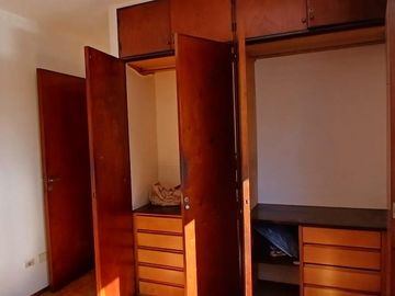 Departamento de 2 ambientes en centro de Quilmes muy luminoso venta
