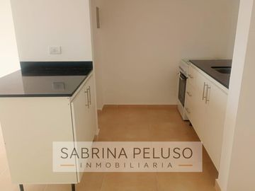 ALQUILER Departamento 2 AMB. SIN COCHERA- CMPLEJO SOLARES- Moreno