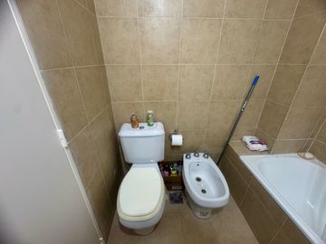 Alquiler de Departamento de 2 ambientes con balcón al contrafrente en Balvanera