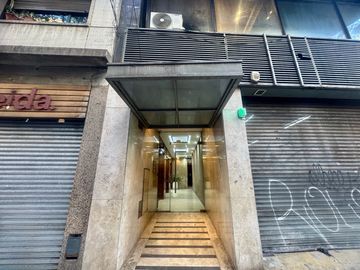 Alquiler de Departamento de 2 ambientes con balcón al contrafrente en Balvanera