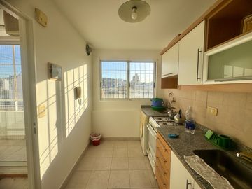 Alquiler de Departamento de 2 ambientes con balcón al contrafrente en Balvanera