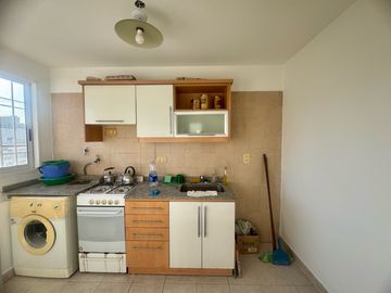 Alquiler de Departamento de 2 ambientes con balcón al contrafrente en Balvanera