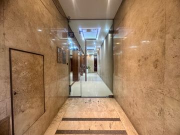 Alquiler de Departamento de 2 ambientes con balcón al contrafrente en Balvanera