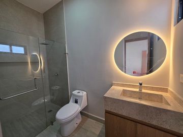 Casa en Venta Lomas Diamante, 4 Recámaras