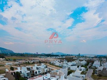 Terreno en venta en Paraje de las Grullas, Tlajomulco de Zúñiga, frente a Casa