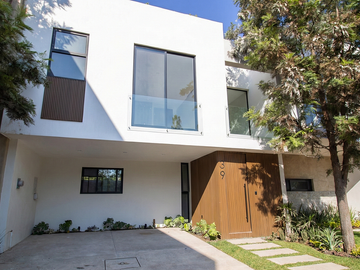 Casa nueva en venta en Solares Zapopan con Roof Garden