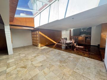 EN VENTA Casa con seguridad en La herradura