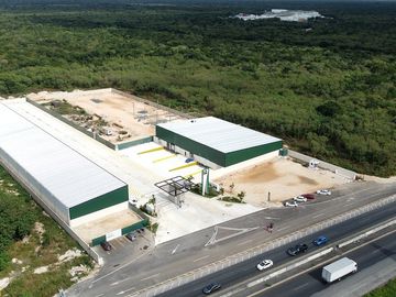 VENTA DE BODEGAS EN CARRETERA MERIDA - CANCUN