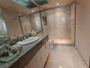 SE VENDE HERMOSO DEPARTAMENTO  EN 