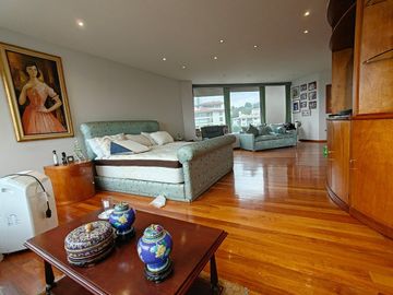 SE VENDE HERMOSO DEPARTAMENTO  EN 