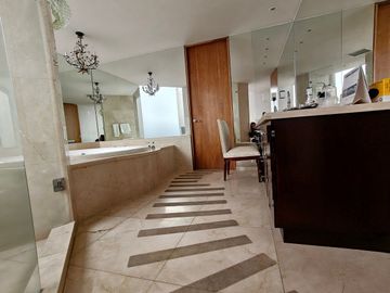 SE VENDE HERMOSO DEPARTAMENTO  EN 