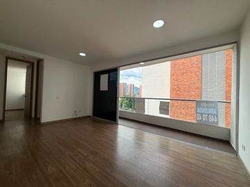 APARTAMENTO EN ARRIENDO UBICADO EN SABANETA SECTOR PRADOS DE SABENTA