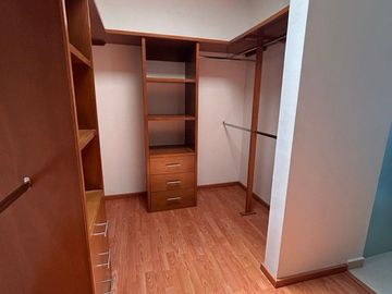 Casa en renta Punta Esmeralda, Corregidora, Qro. en esquina
