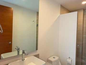 Departamento con terraza en venta en Central Chapultepec