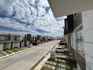 Depa en renta San Isidro Juriquilla fracc Mattia