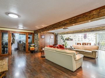 VENTA CASA EN JARDINES DEL PEDREGAL