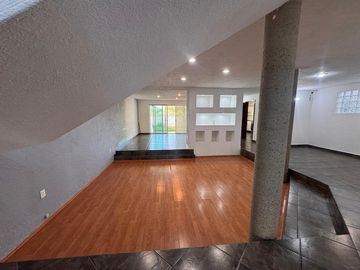 CASA EN RENTA EN LAGO DE CHAPALA, CUMBRES DEL LAGO