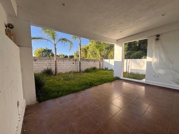 CASA EN RENTA EN LAGO DE CHAPALA, CUMBRES DEL LAGO