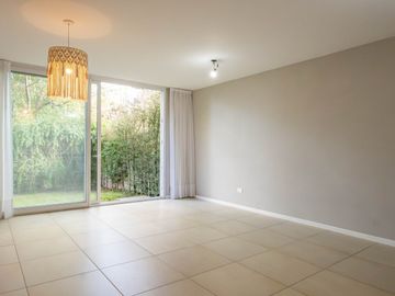 ALQUILER DEPARTAMENTO 2 AMB en VILLA LOS REMEROS | con JARDÍN PROPIO + AMENITIES