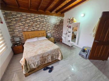 VENDO APARTAMENTO EN LAURELES