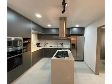 Hermosa casa en venta totalmente remodelada flora Norte de cali