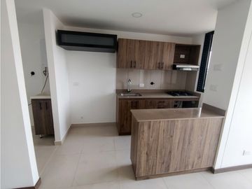 Se Arrienda Apartamento en Medieval Parque Residencial y Comercial