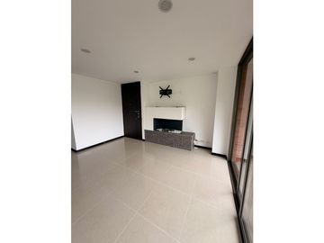 ARRIENDO APARTAMENTO EN LA COLA DEL ZORRO 120mts