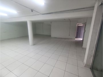 ARRIENDO LOCAL DUPLEX EN LA FLORESTA