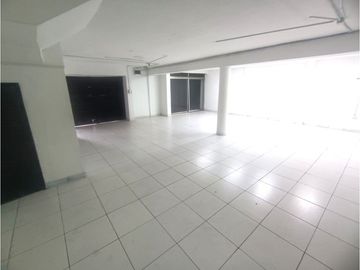 ARRIENDO LOCAL DUPLEX EN LA FLORESTA