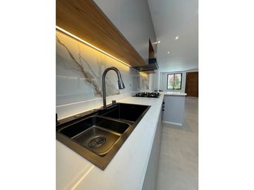 Casa moderna para estrenar en Rionegro, Antioquia, Pietra Santa