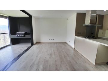 Apartamento en Arriendo, Altos Del Poblado, Medellín 102 m2