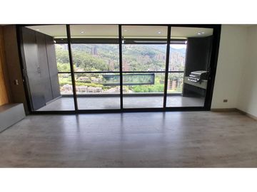 Apartamento en Arriendo, Altos Del Poblado, Medellín 102 m2