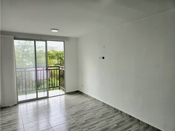 Apartamento en Arriendo 3  Alcobas 65 mts - Torres de Andalucia