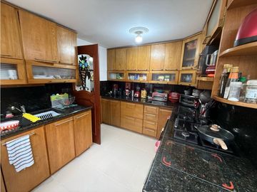 Casa con Jardín en Milla de Oro