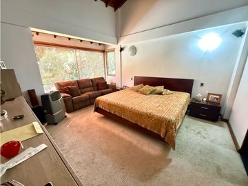 Casa con Jardín en Milla de Oro