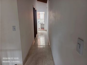 CASA EN VENTA EN BOMBONA