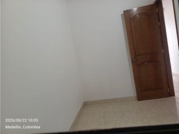 CASA EN VENTA EN BOMBONA