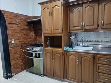 CASA EN VENTA EN BOMBONA